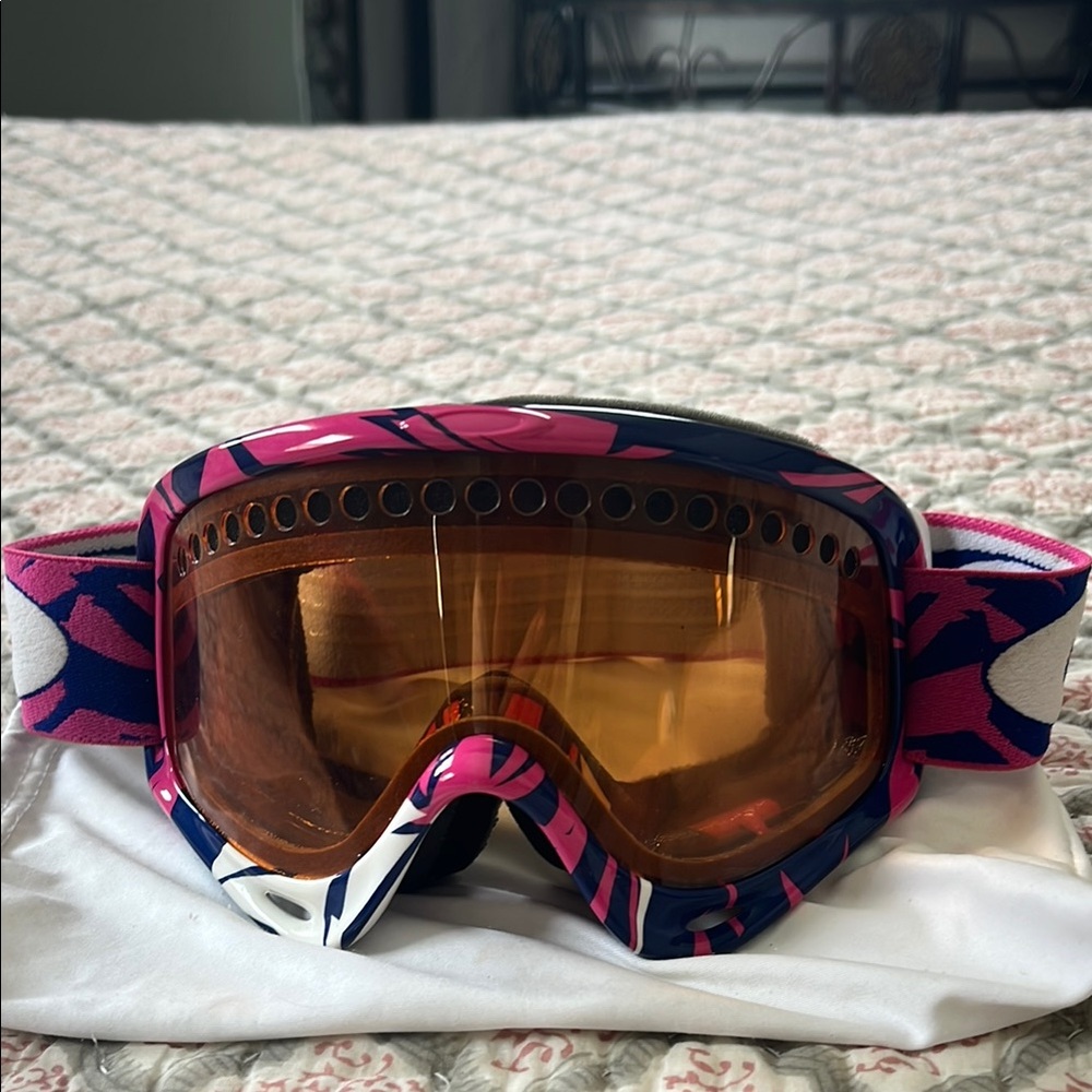 Children’s Ski Goggles, compatible with eyeglasses